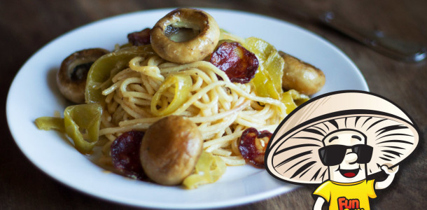 FunGuy Mushrooms Peppers and Chouriço Spaghetti
